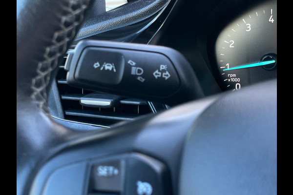 Ford Fiesta 1.1 Trend/Airco/Cruise/Parkeersens/Keyless