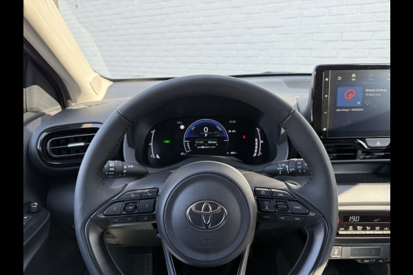 Toyota Yaris 1.5 Hybrid 115 Dynamic | ACC | CarPlay | Camera | LED | Winter-Pakket