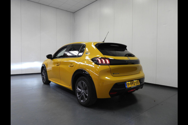 Peugeot e-208 EV Allure Pack 50 kWh NAVI/CAMERA/CLIMA/ADAPT.CRUISE/LED/16"LMV!