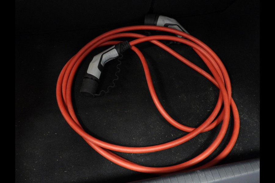 Peugeot e-208 EV Allure Pack 50 kWh NAVI/CAMERA/CLIMA/ADAPT.CRUISE/LED/16"LMV!