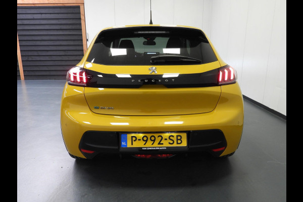 Peugeot e-208 EV Allure Pack 50 kWh NAVI/CAMERA/CLIMA/ADAPT.CRUISE/LED/16"LMV!