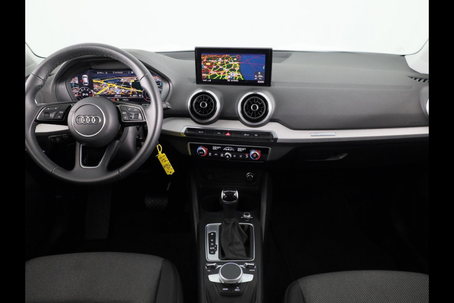 Audi Q2 35 TFSI Advanced edition 150 pk Automaat | Verlengde garantie | Panoramadak |  Navigatie | Achteruitrijcamera | Parkeersensoren