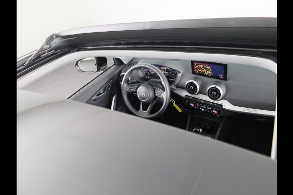 Audi Q2 35 TFSI Advanced edition 150 pk Automaat | Verlengde garantie | Panoramadak |  Navigatie | Achteruitrijcamera | Parkeersensoren