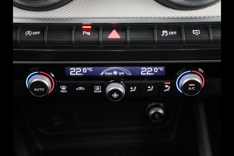 Audi Q2 35 TFSI Advanced edition 150 pk Automaat | Verlengde garantie | Panoramadak |  Navigatie | Achteruitrijcamera | Parkeersensoren