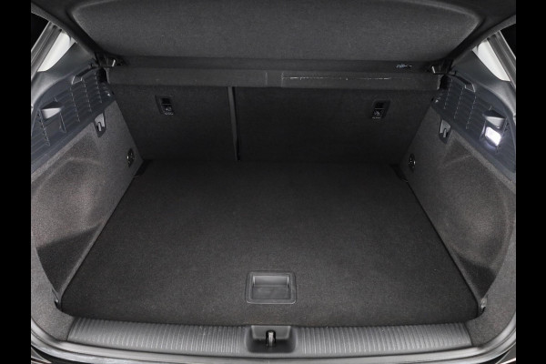 Audi Q2 35 TFSI Advanced edition 150 pk Automaat | Verlengde garantie | Panoramadak |  Navigatie | Achteruitrijcamera | Parkeersensoren