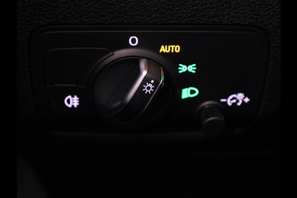 Audi Q2 35 TFSI Advanced edition 150 pk Automaat | Verlengde garantie | Panoramadak |  Navigatie | Achteruitrijcamera | Parkeersensoren