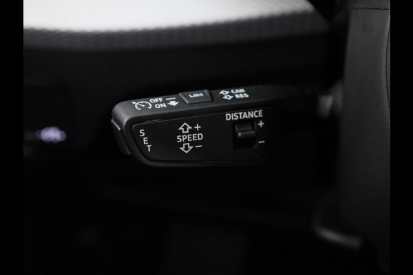 Audi Q2 35 TFSI Advanced edition 150 pk Automaat | Verlengde garantie | Panoramadak |  Navigatie | Achteruitrijcamera | Parkeersensoren