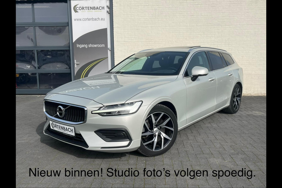 Volvo V60 2.0 T5 Momentum | Panorama | Leer | Harman Kardon | Zwenkbare trekhaak |