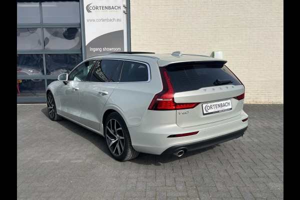 Volvo V60 2.0 T5 Momentum | Panorama | Leer | Harman Kardon | Zwenkbare trekhaak |