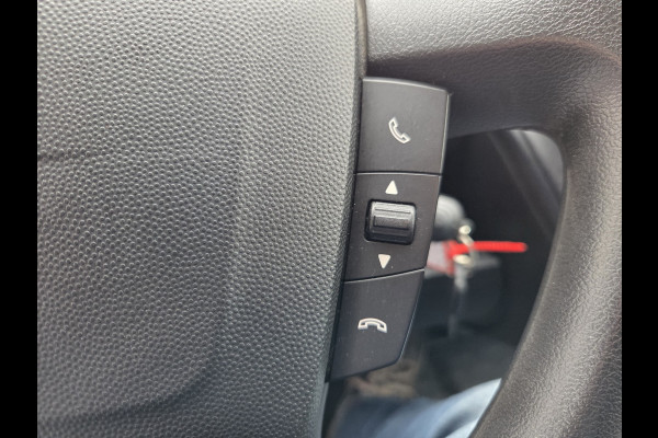 Peugeot Boxer 2.2 BlueHDI 140Pk L4H2 Airco Navi PDC Cruise control Achteruitrijcamera