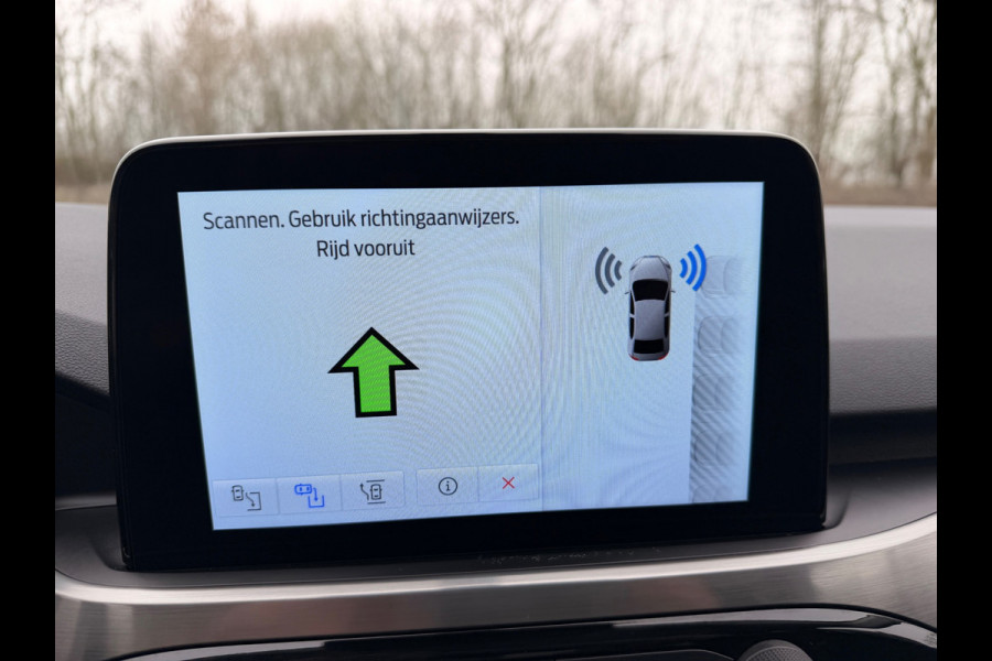 Ford Kuga 2.5 PHEV PLUG IN HYBRIDE TITANIUM CAMERA NAVI LED/XENON TREKHAAK