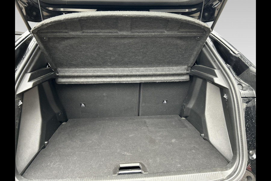 Peugeot 2008 1.2 PureTech GT Focal audio | Apple carplay / android auto | Cruise control