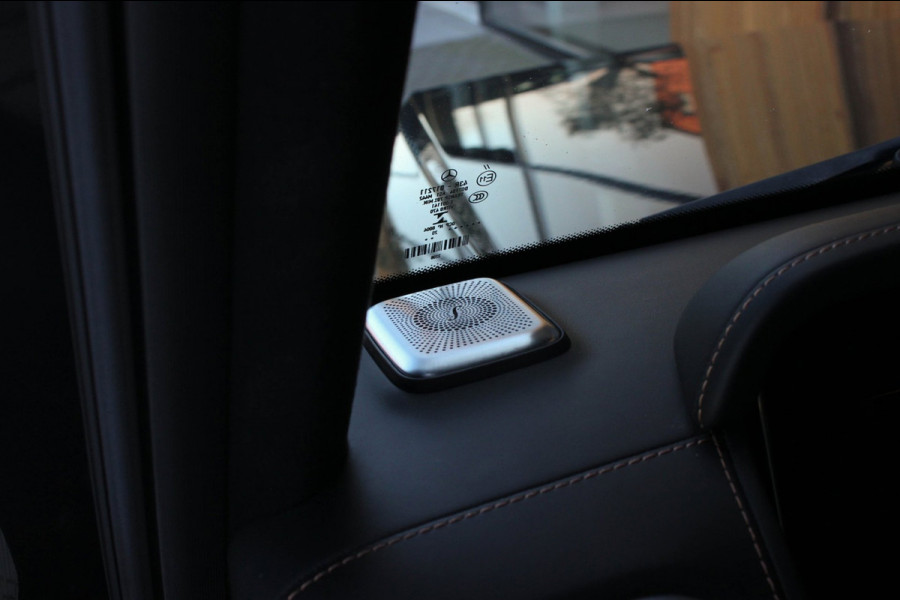 Mercedes-Benz G-Klasse 63 / BURMESTER / INCL. BTW / PANO-DAK / G-MANUFAKTUR / STOELMASSAGE / FULL / DISTRONIC / TREKHAAK / 360 CAM