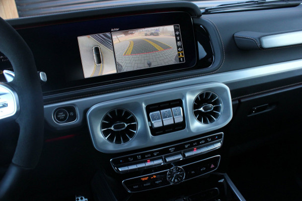 Mercedes-Benz G-Klasse 63 / BURMESTER / INCL. BTW / PANO-DAK / G-MANUFAKTUR / STOELMASSAGE / FULL / DISTRONIC / TREKHAAK / 360 CAM