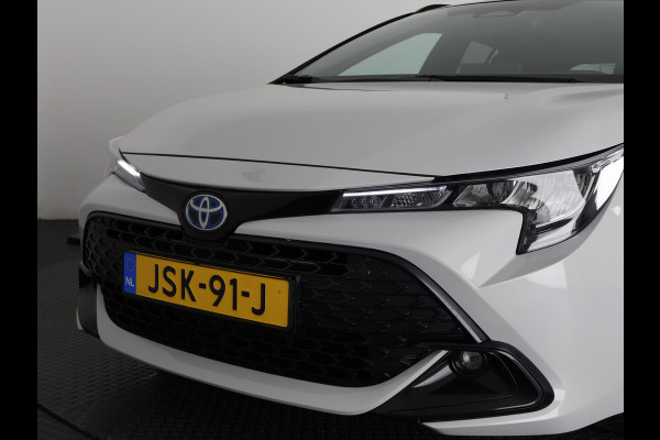 Toyota Corolla Touring Sports Hybrid 140 Active Bi-Tone | Stuur-& Stoelverwarming | Apple Carplay&AndroidAUTO | Adapt.Cruise control
