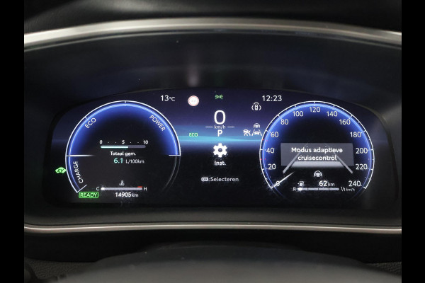 Toyota Corolla Touring Sports Hybrid 140 Active Bi-Tone | Stuur-& Stoelverwarming | Apple Carplay&AndroidAUTO | Adapt.Cruise control