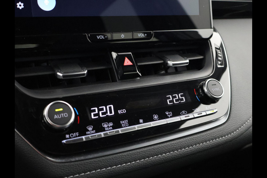Toyota Corolla Touring Sports Hybrid 140 Active Bi-Tone | Stuur-& Stoelverwarming | Apple Carplay&AndroidAUTO | Adapt.Cruise control