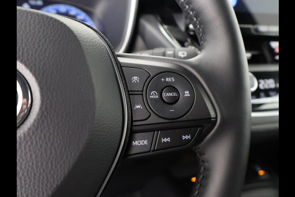 Toyota Corolla Touring Sports Hybrid 140 Active Bi-Tone | Stuur-& Stoelverwarming | Apple Carplay&AndroidAUTO | Adapt.Cruise control