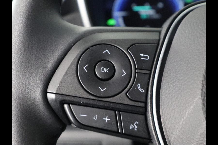Toyota Corolla Touring Sports Hybrid 140 Active Bi-Tone | Stuur-& Stoelverwarming | Apple Carplay&AndroidAUTO | Adapt.Cruise control