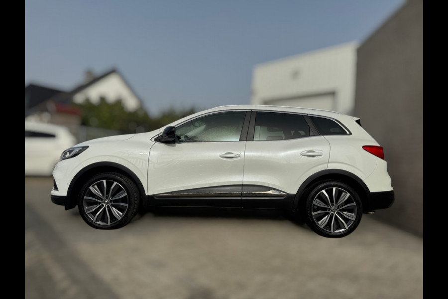 Renault Kadjar 1.3 TCe Intens BOSE / TREKHAAK / STOELVERW. / CARPLAY / CRUISE / CAMERA / PDC / 4-SEIZ B / 19 INCH / ECC / NAVI