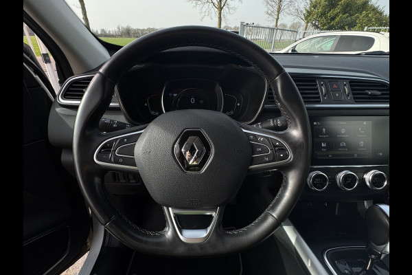 Renault Kadjar 1.3 TCe Intens BOSE / TREKHAAK / STOELVERW. / CARPLAY / CRUISE / CAMERA / PDC / 4-SEIZ B / 19 INCH / ECC / NAVI