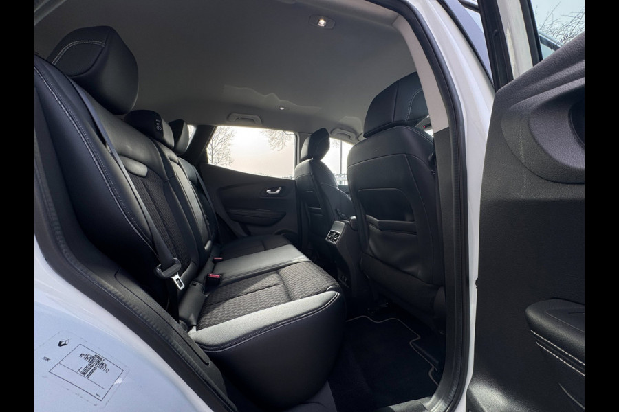 Renault Kadjar 1.3 TCe Intens BOSE / TREKHAAK / STOELVERW. / CARPLAY / CRUISE / CAMERA / PDC / 4-SEIZ B / 19 INCH / ECC / NAVI
