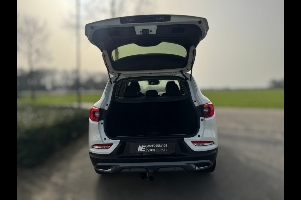 Renault Kadjar 1.3 TCe Intens BOSE / TREKHAAK / STOELVERW. / CARPLAY / CRUISE / CAMERA / PDC / 4-SEIZ B / 19 INCH / ECC / NAVI