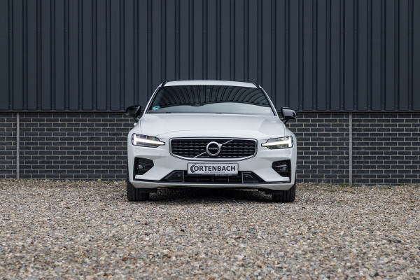 Volvo V60 2.0 T5 R-Design | Zwenkbare trekhaak | Memory | Cruise control | Apple carplay |
