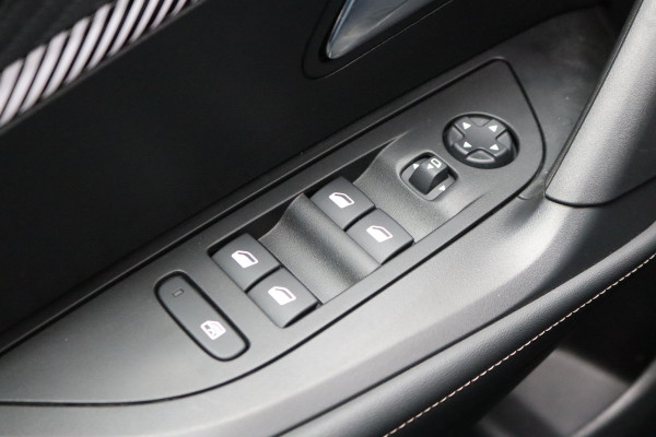 Peugeot 2008 1.2 PureT. 100PK Allure Carplay-android/Camera/Cruise-control/Stoelverwarming