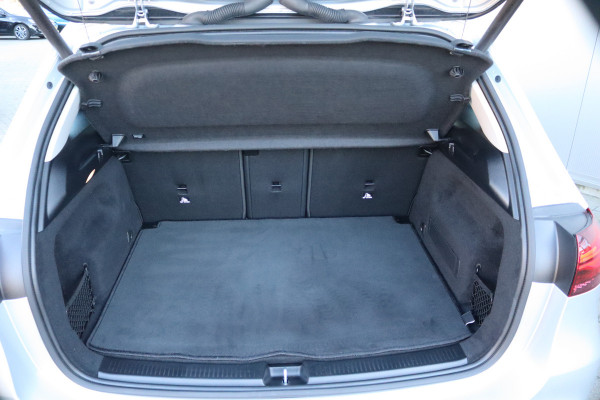 Mercedes-Benz B-Klasse B200 177PK Automaat Mild-Hybrid Luxury Line Camera/Cruise-control/Elektr.-achterklep