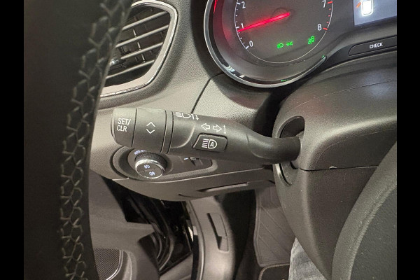 Opel Grandland X 1.2 Turbo Business Executive Panoramadak Navigatie Apple Carplay/Android Auto Camera Parkeersensoren Cruise Control Full Led Stoel- en stuurverwarming Half leder Lichtmetalen velgen Climate Control Getinte ramen