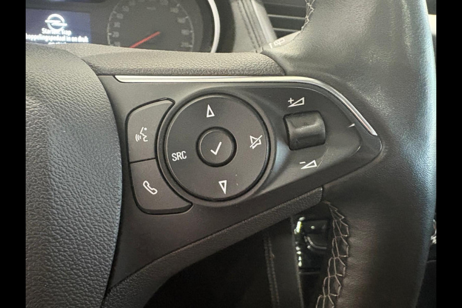 Opel Grandland X 1.2 Turbo Business Executive Panoramadak Navigatie Apple Carplay/Android Auto Camera Parkeersensoren Cruise Control Full Led Stoel- en stuurverwarming Half leder Lichtmetalen velgen Climate Control Getinte ramen