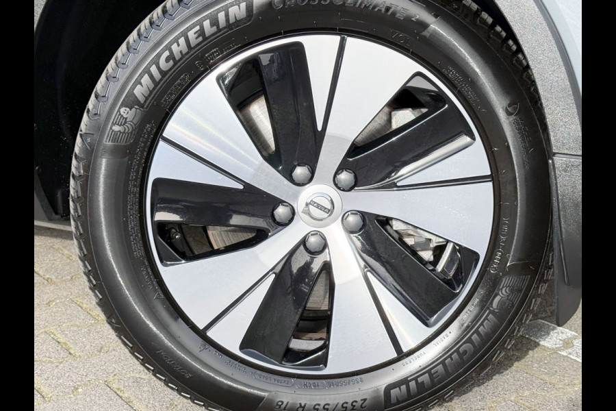 Volvo XC40 1.5 T5 Plug-in hybrid Plus Dark | Pilot Assist | LED | Camera | H/K | 18 inch