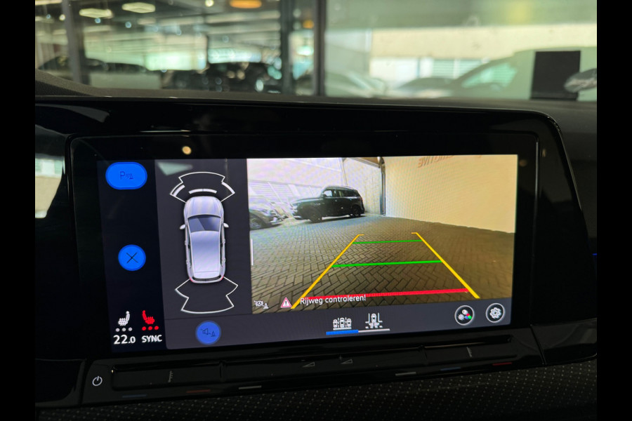 Volkswagen Golf 2.0 TSI R 4Motion Pano|Sfeer|Camera|CarPlay