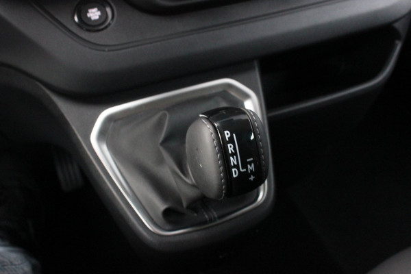 Renault Trafic L2H1 150PK DUBBEL CABINE LUXE / NAVIGATIE / AIRCO / VERLAAGD / START-STOP / PDC/ JB- EDITION / SPOILER / CRUISE CON
