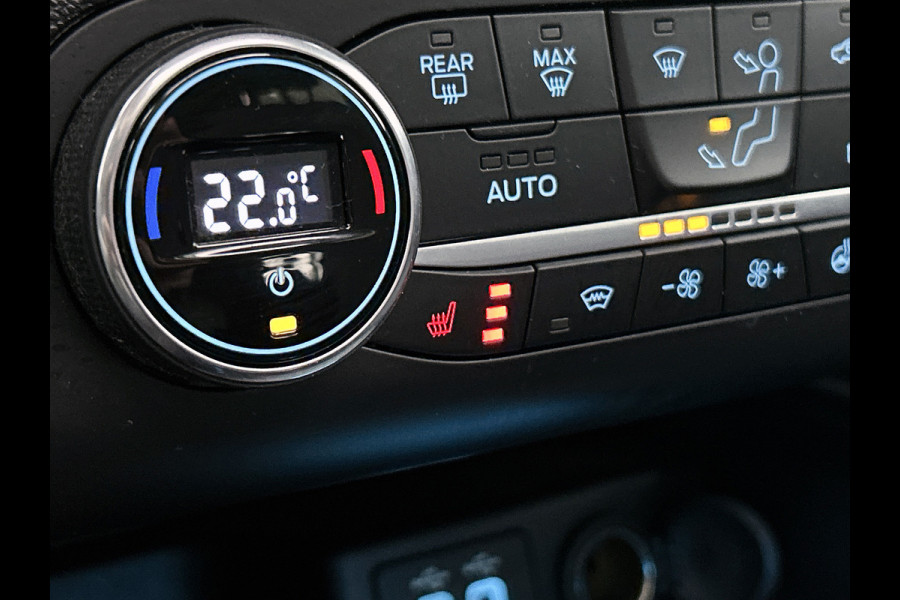 Ford FOCUS Wagon 1.0 EcoBoost Hybrid ST Line X Business (PANORAMADAK, STOEL-/STUURVERWARMING, CAMERA, CARPLAY, 1e EIGENAAR)