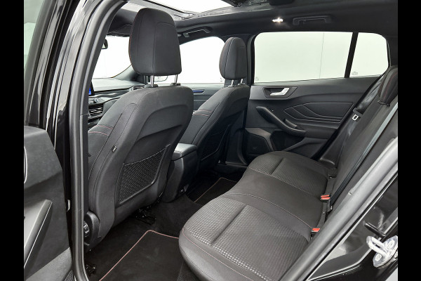 Ford FOCUS Wagon 1.0 EcoBoost Hybrid ST Line X Business (PANORAMADAK, STOEL-/STUURVERWARMING, CAMERA, CARPLAY, 1e EIGENAAR)
