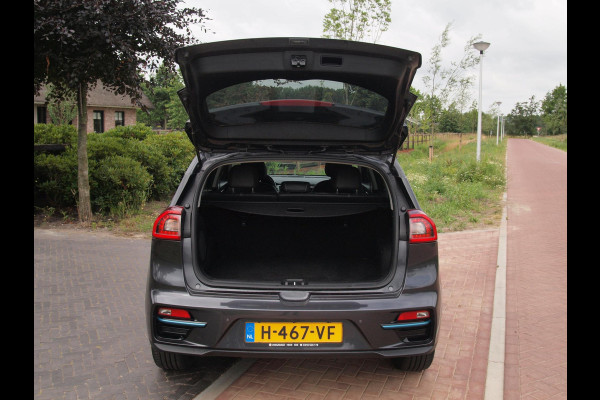 Kia e-Niro ExecutiveLine 64 kWh | Camera | Apple Carplay | Cruise Control | JBL | Leer |