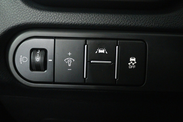 Kia Ceed Sportswagon 1.0 T-GDi DynamicLine (TREKHAAK, SENSOREN, CARPLAY, LANE-ASSIST, CRUISE CONTROL, NAVIGATIE)