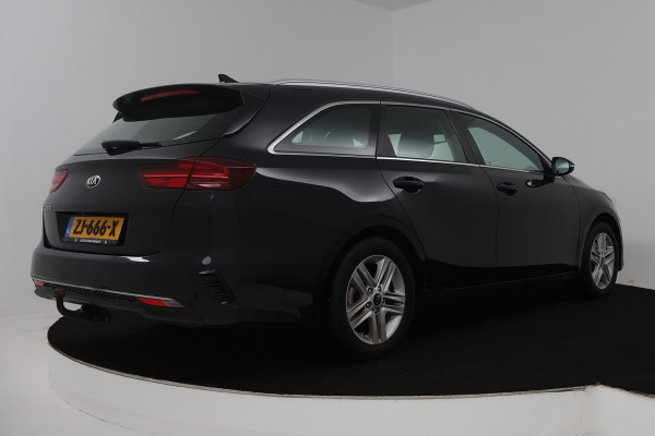 Kia Ceed Sportswagon 1.0 T-GDi DynamicLine (TREKHAAK, SENSOREN, CARPLAY, LANE-ASSIST, CRUISE CONTROL, NAVIGATIE)