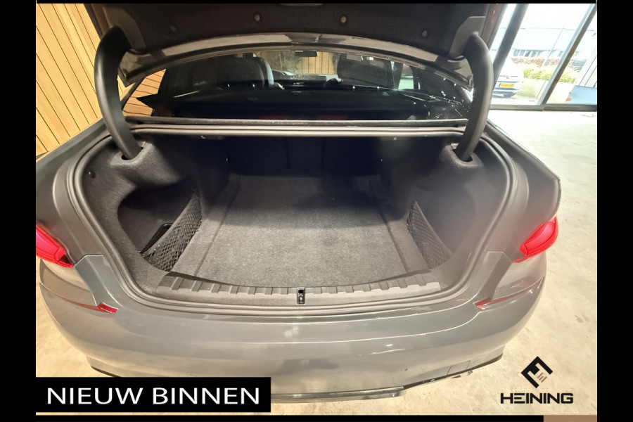BMW 3 Serie 330D High Executive Edition. M sport M performance. Eerste eigenaar met NAP