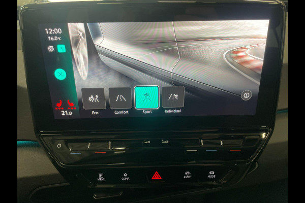 Volkswagen ID.3 Pro 58 kWh Navigatie Apple Carplay/Android Auto Parkeersensoren Adaptive Cruise Control Stoel- en stuurverwarming Lichtmetalen velgen Climate Control
