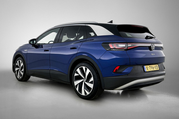Volkswagen ID.4 First 77 kWh (NAVIGATIE, CAMERA, PARKEERSENSOREN, STOELVERWARMING, 1e EIGENAAR)