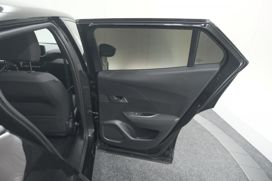 Peugeot 2008 PureTech 130 Active | Camera | Apple Carplay | Parkeersensoren | Stoelverwarming