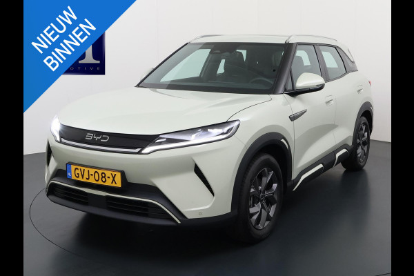 BYD ATTO 2 Boost 45 kWh DIRECT LEVERBAAR | VOLLEDIGE BYD FABRIEKSGARANTIE T/M 11-2030 OF 150.000 KM | STOEL- & STUURVERWARMING | ADAPTIEVE CRUISE | 360° CAMERA | PANORAMADAK | DODEHOEKASSISTENT | ORIGINEEL NL AUTO