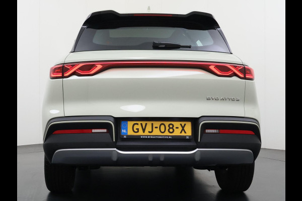 BYD ATTO 2 Boost 45 kWh DIRECT LEVERBAAR | VOLLEDIGE BYD FABRIEKSGARANTIE T/M 11-2030 OF 150.000 KM | STOEL- & STUURVERWARMING | ADAPTIEVE CRUISE | 360° CAMERA | PANORAMADAK | DODEHOEKASSISTENT | ORIGINEEL NL AUTO