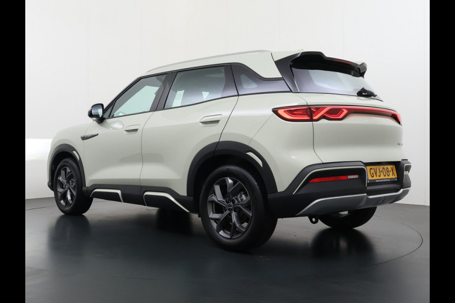 BYD ATTO 2 Boost 45 kWh DIRECT LEVERBAAR | VOLLEDIGE BYD FABRIEKSGARANTIE T/M 11-2030 OF 150.000 KM | STOEL- & STUURVERWARMING | ADAPTIEVE CRUISE | 360° CAMERA | PANORAMADAK | DODEHOEKASSISTENT | ORIGINEEL NL AUTO