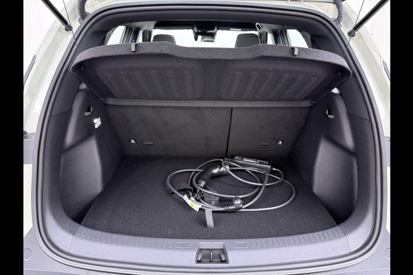 BYD ATTO 2 Boost 45 kWh DIRECT LEVERBAAR | VOLLEDIGE BYD FABRIEKSGARANTIE T/M 11-2030 OF 150.000 KM | STOEL- & STUURVERWARMING | ADAPTIEVE CRUISE | 360° CAMERA | PANORAMADAK | DODEHOEKASSISTENT | ORIGINEEL NL AUTO