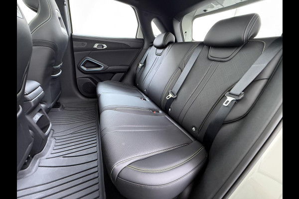 BYD ATTO 2 Boost 45 kWh DIRECT LEVERBAAR | VOLLEDIGE BYD FABRIEKSGARANTIE T/M 11-2030 OF 150.000 KM | STOEL- & STUURVERWARMING | ADAPTIEVE CRUISE | 360° CAMERA | PANORAMADAK | DODEHOEKASSISTENT | ORIGINEEL NL AUTO