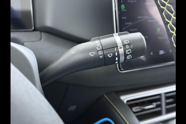 BYD ATTO 2 Boost 45 kWh DIRECT LEVERBAAR | VOLLEDIGE BYD FABRIEKSGARANTIE T/M 11-2030 OF 150.000 KM | STOEL- & STUURVERWARMING | ADAPTIEVE CRUISE | 360° CAMERA | PANORAMADAK | DODEHOEKASSISTENT | ORIGINEEL NL AUTO